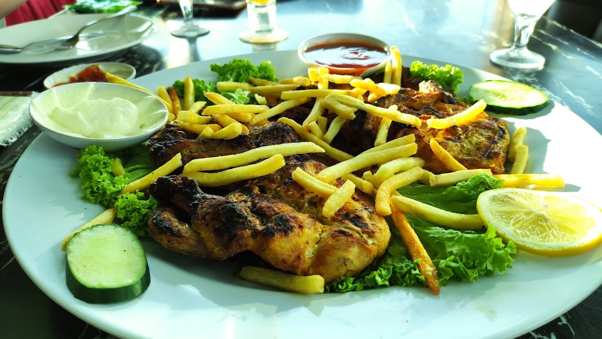 Hadramout Paradise Restaurant-9