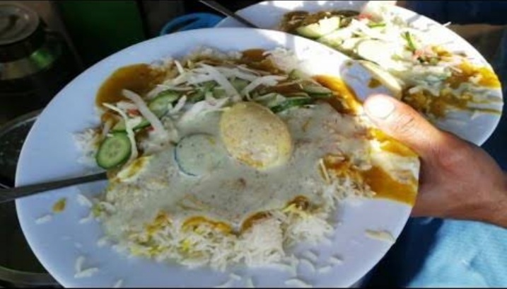 Haji Bashir Yadgar Daal Chawal And Restaurant-8