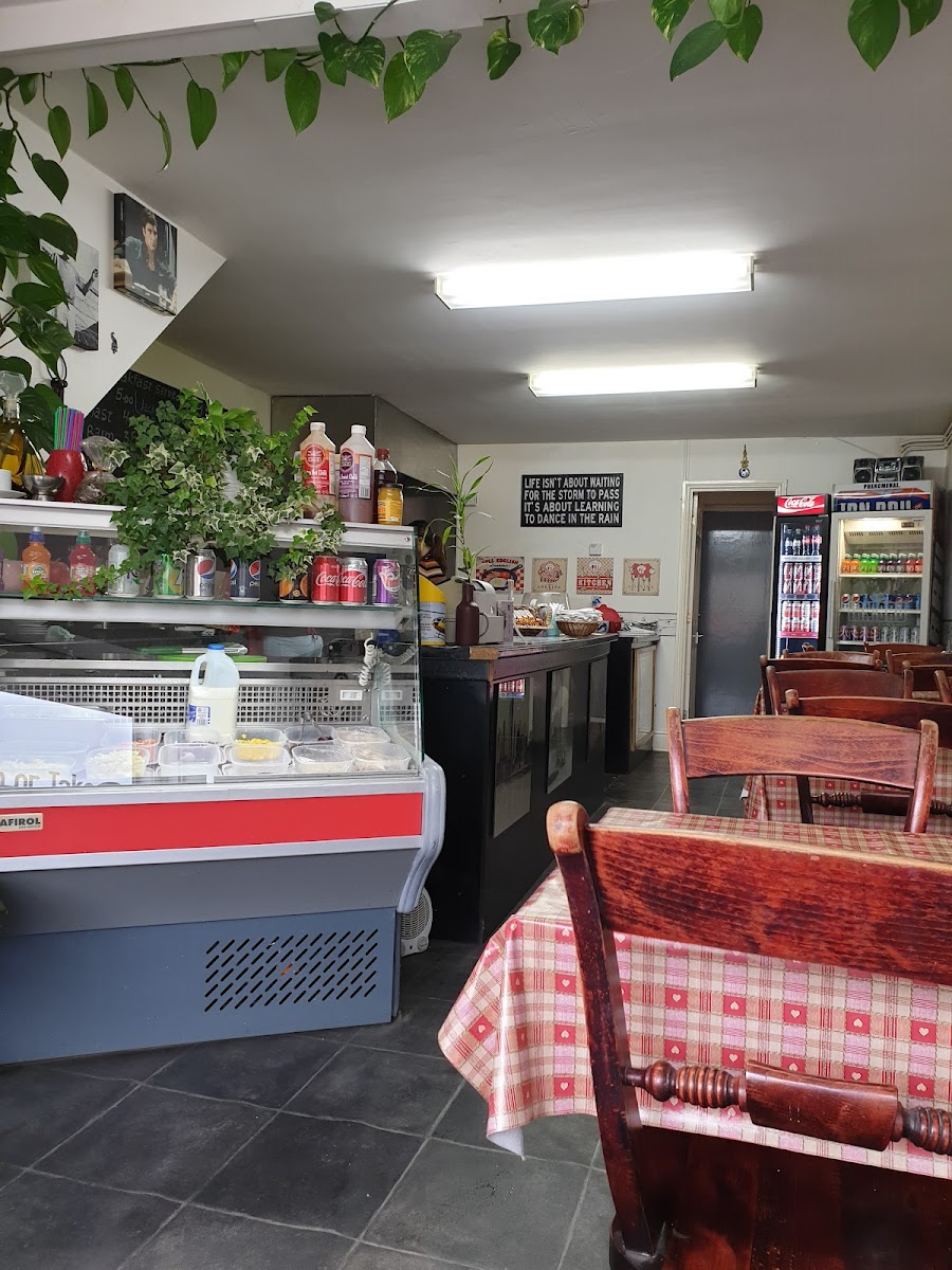 Halliwell Cafe