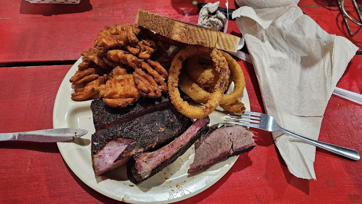 Hammond's Bbq-3