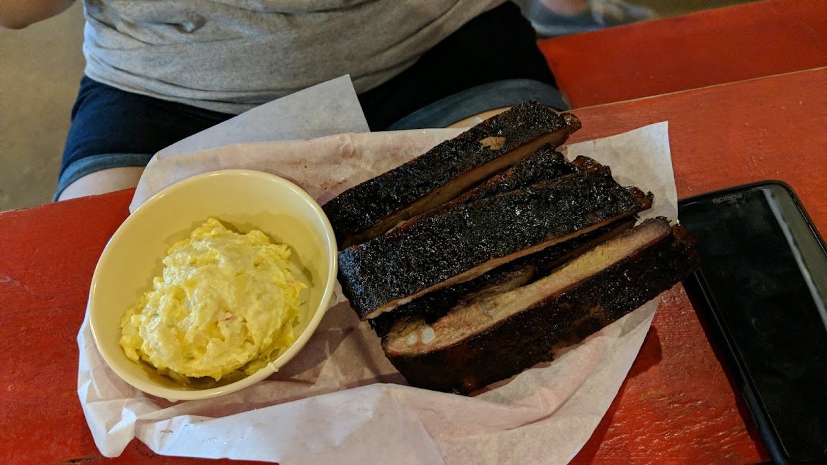 Hammond's Bbq-7