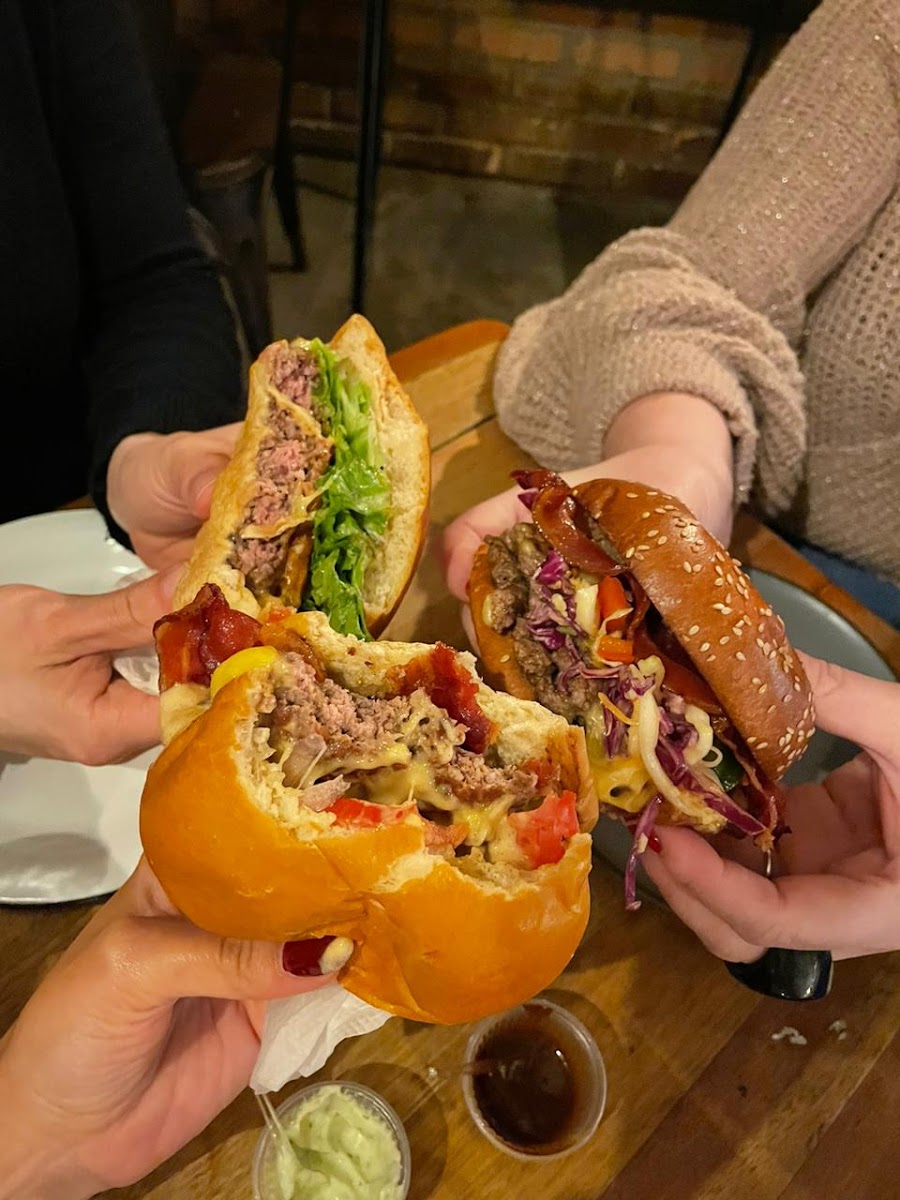Hanks Original Burger - Lanchonete E Delivery Em Itajai-4