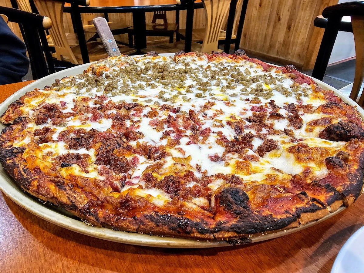 Happy Joe's Pizza & Ice Cream - Muscatine- Grandview-6