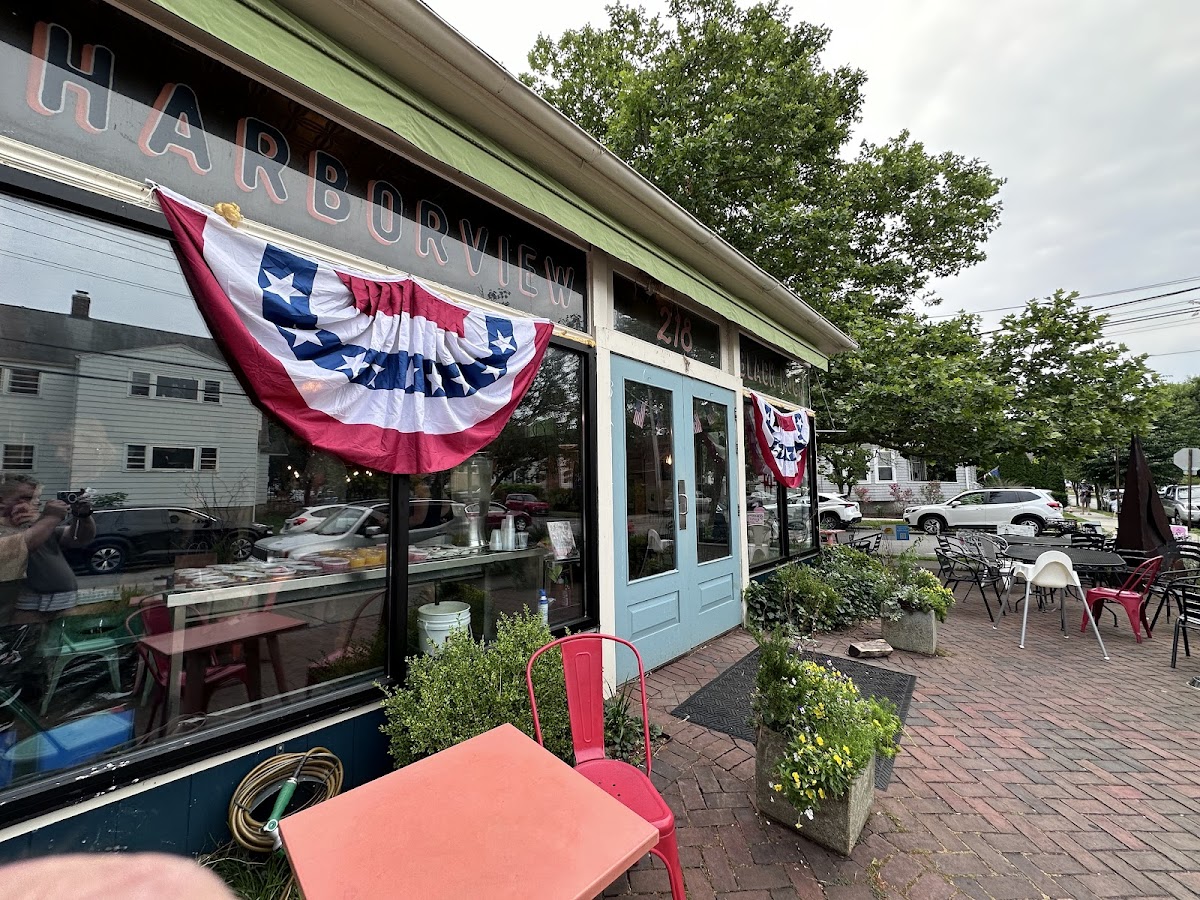 Harborview Market