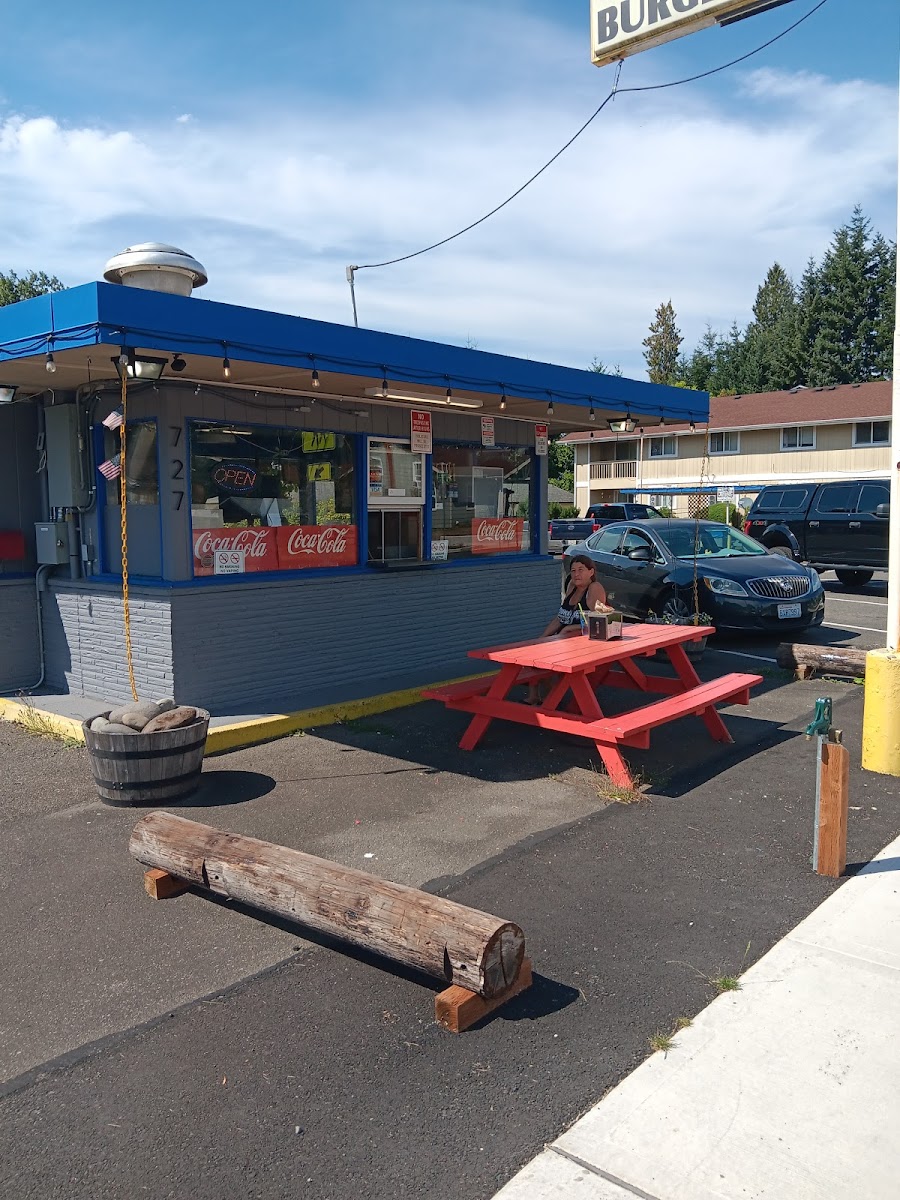 Harold's Burger Bar-4