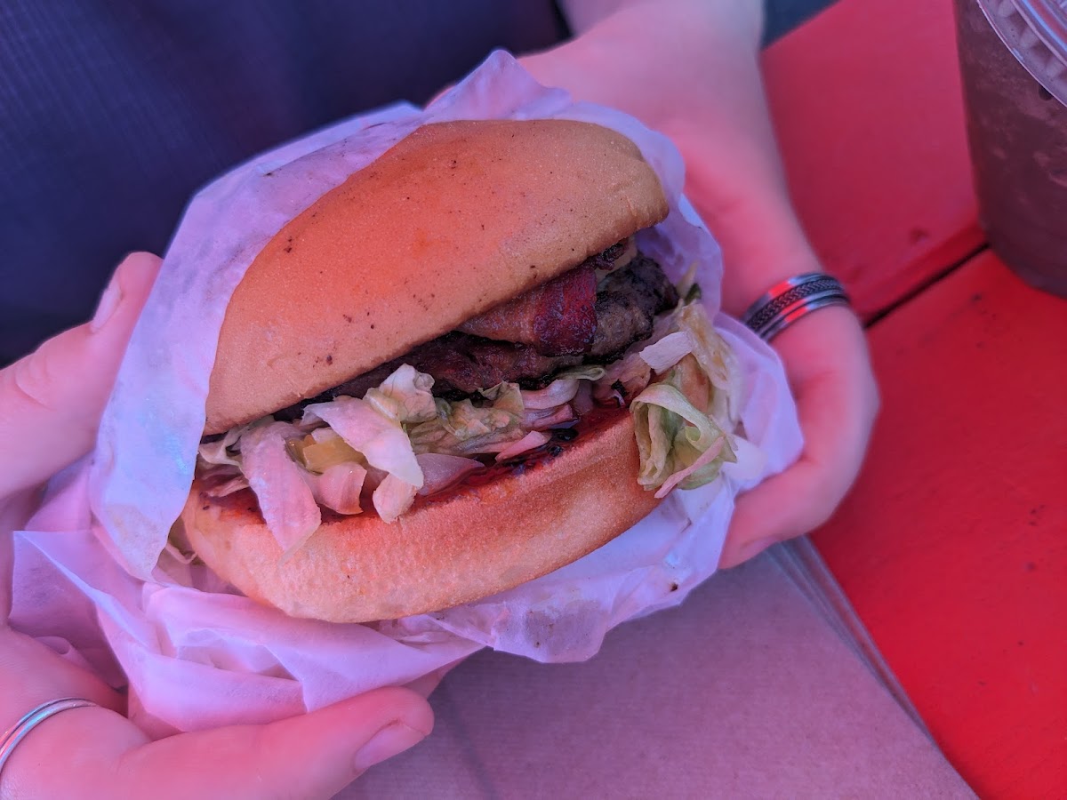 Harold's Burger Bar-9
