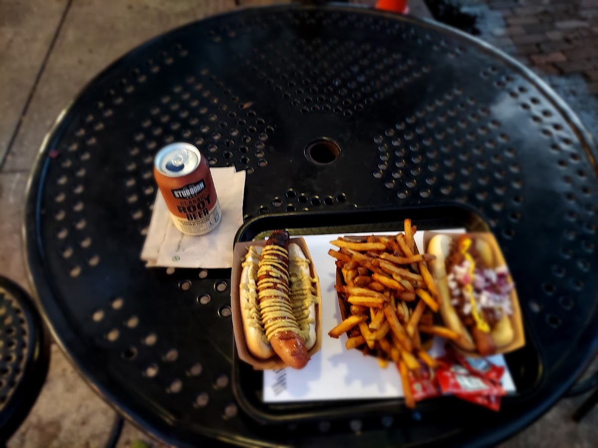 Harrell's Hot Dogs + Cold Cones-10