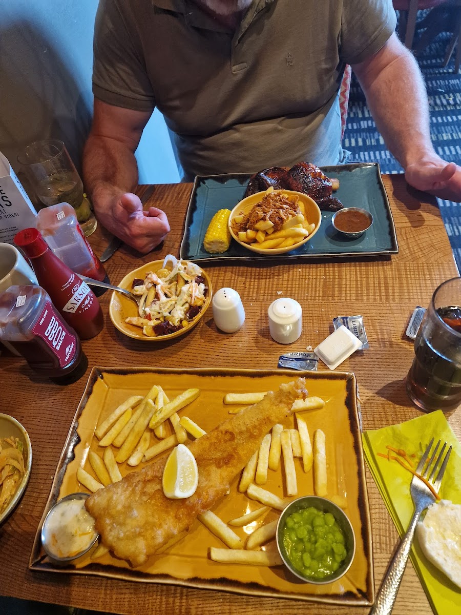 Harvester Poachers Cottage Stoke-6