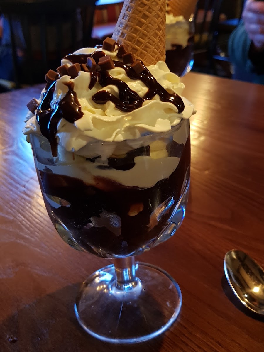 Harvester Poachers Cottage Stoke-9