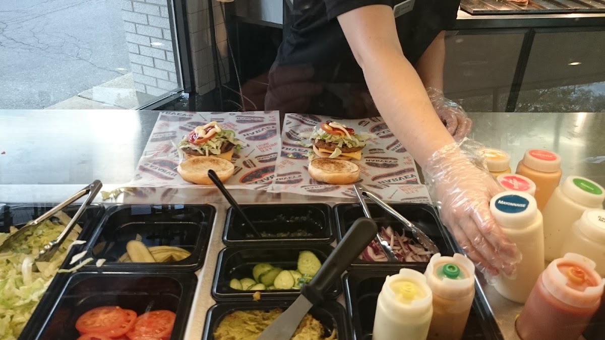 Harvey's-6