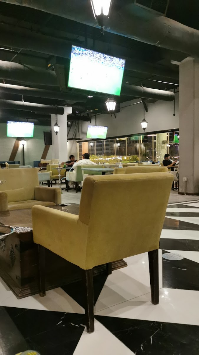 Hazawi Restaurant &cafe-4