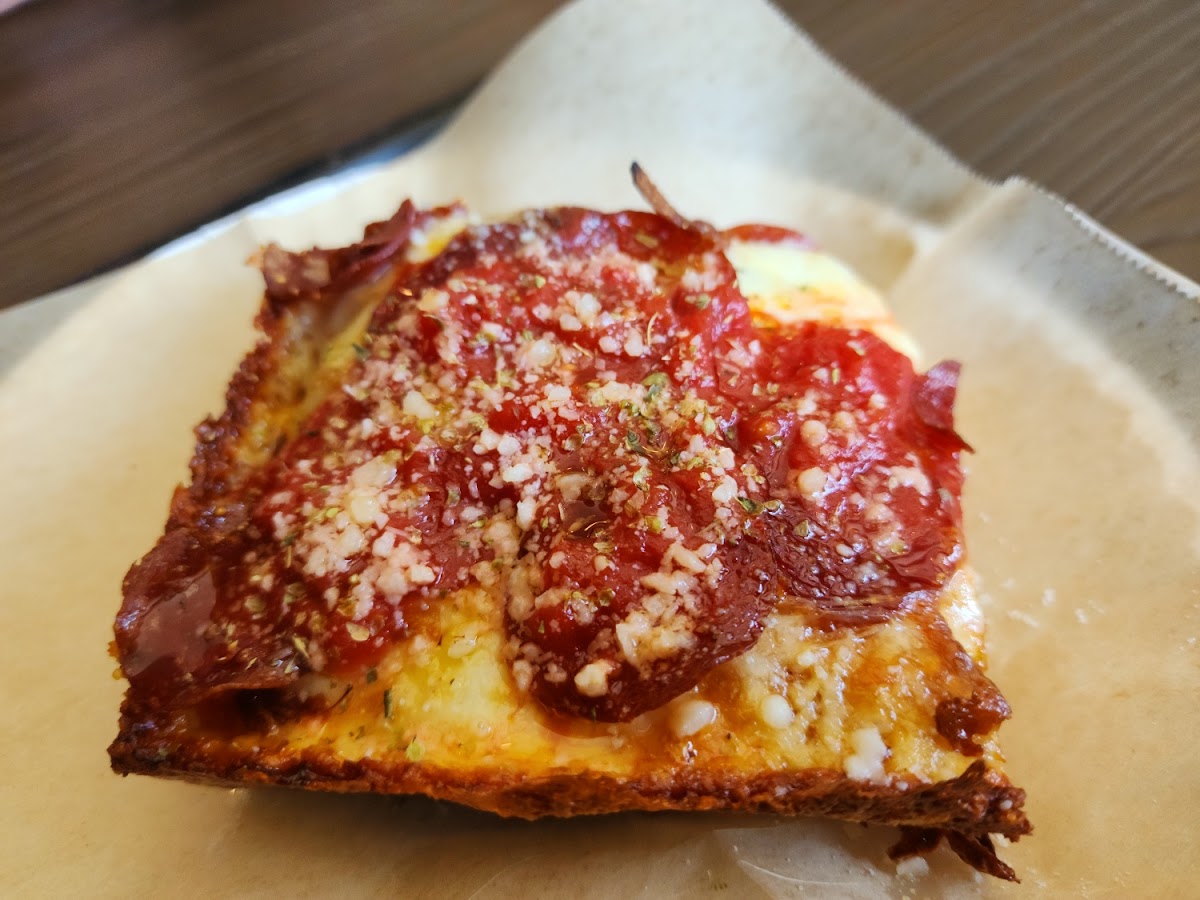 Heirloom Pizzeria-8