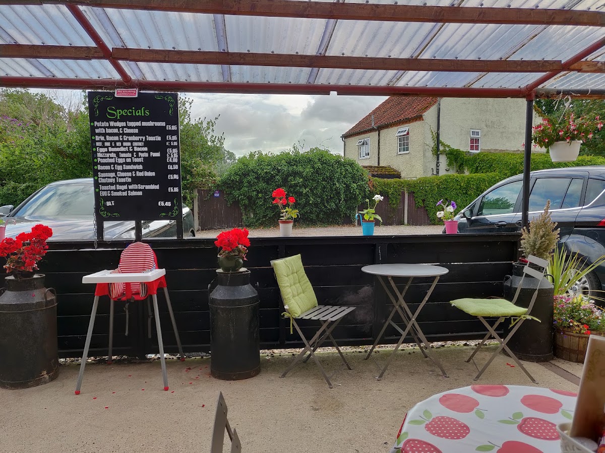 Henstead Country Cafe, The Little Craft Bottle Shop