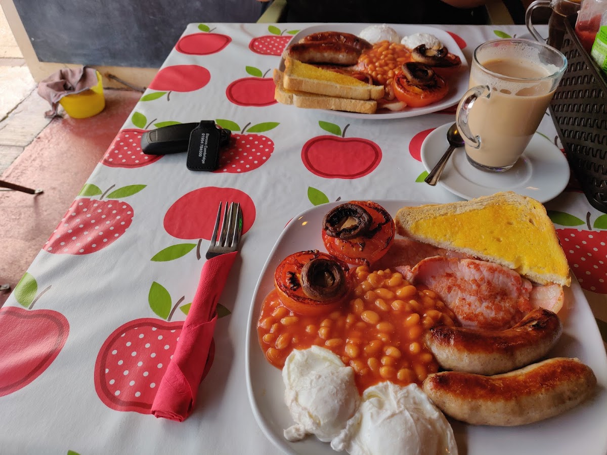 Henstead Country Cafe, The Little Craft Bottle Shop-10