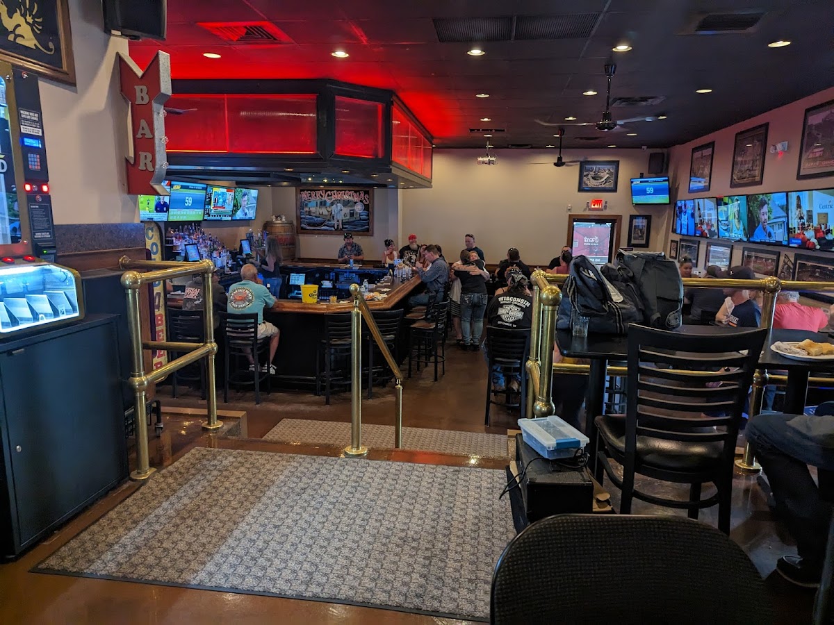 Herman's Pub And Grub-3