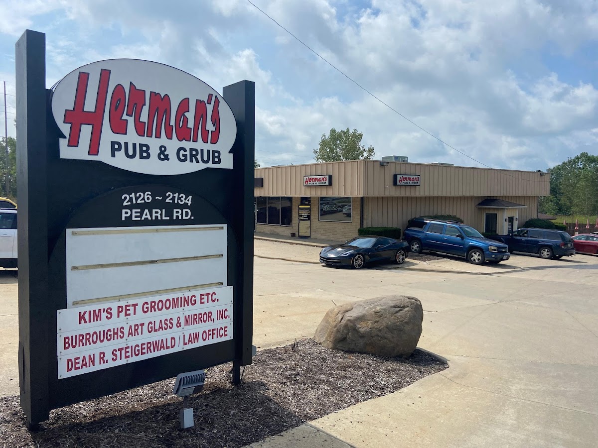 Herman's Pub And Grub-4