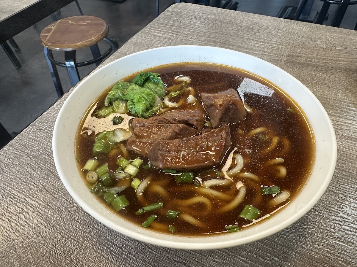 Heung Yuen Beef Noodle (Jinshandian)-3