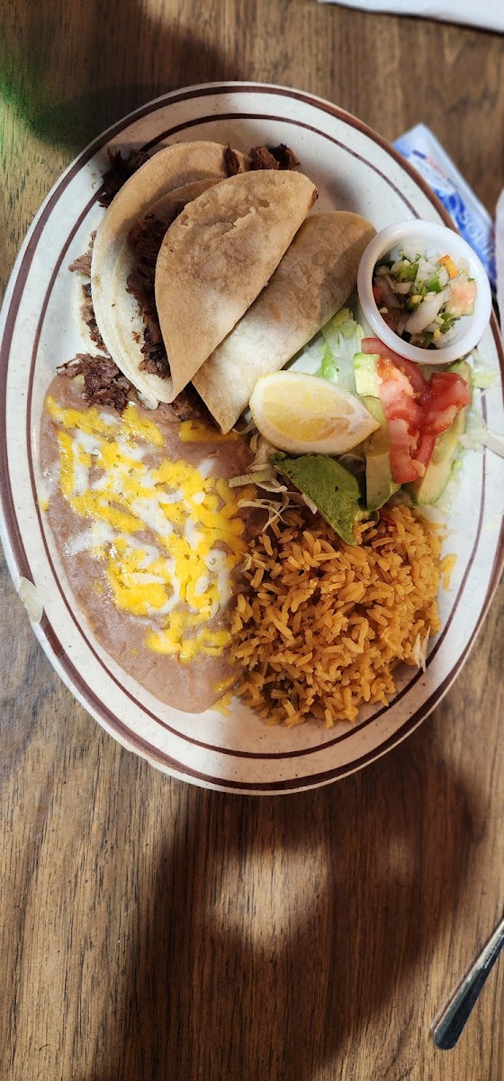 Hidalgo's Restaurant-10