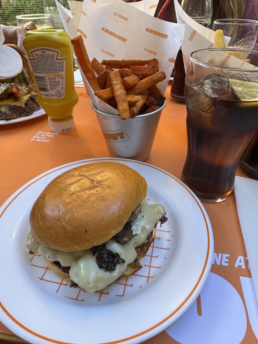 Hideout Burger Sant Marti-4