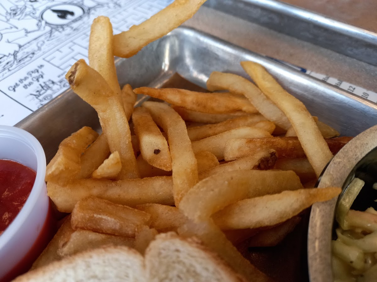 Hill Top Bar And Grill-8