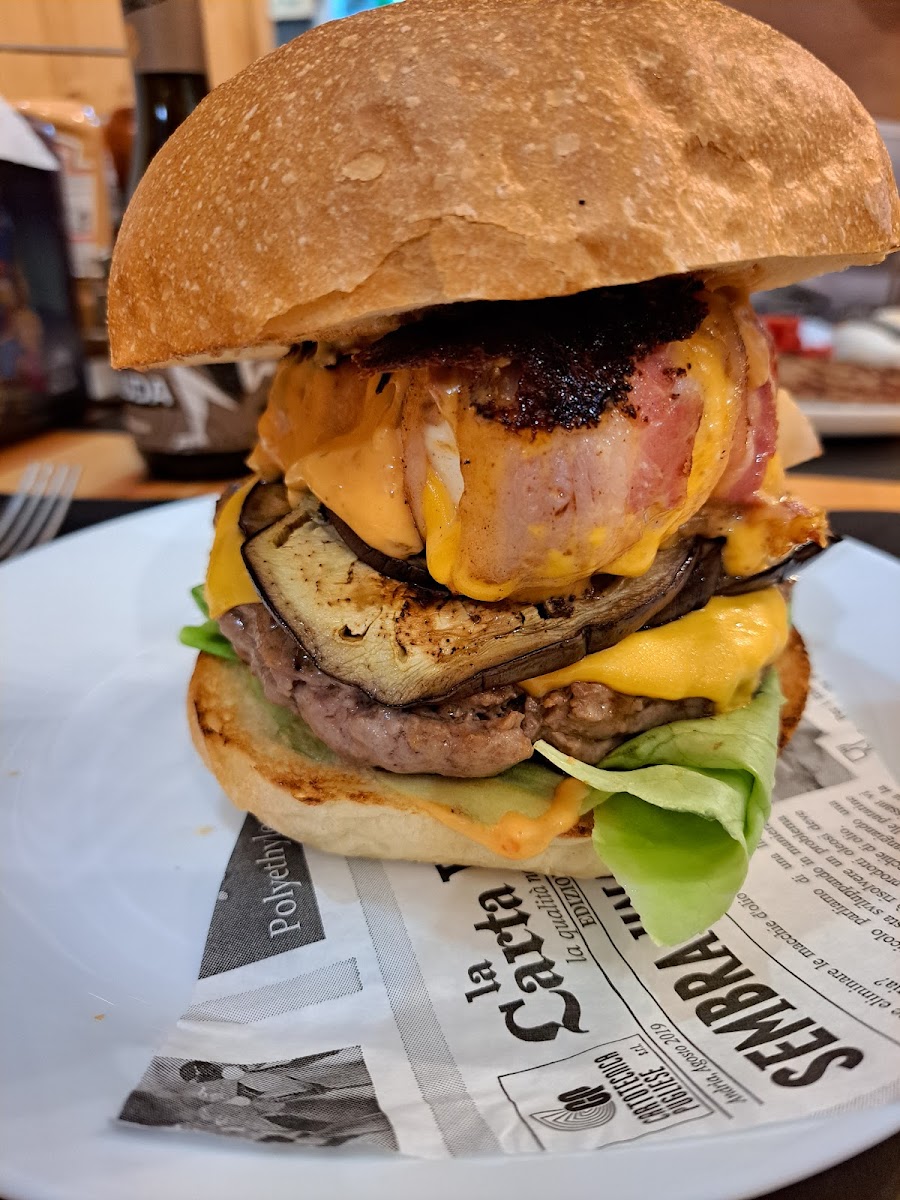 Hill's Burger & Chips By Antonio-4