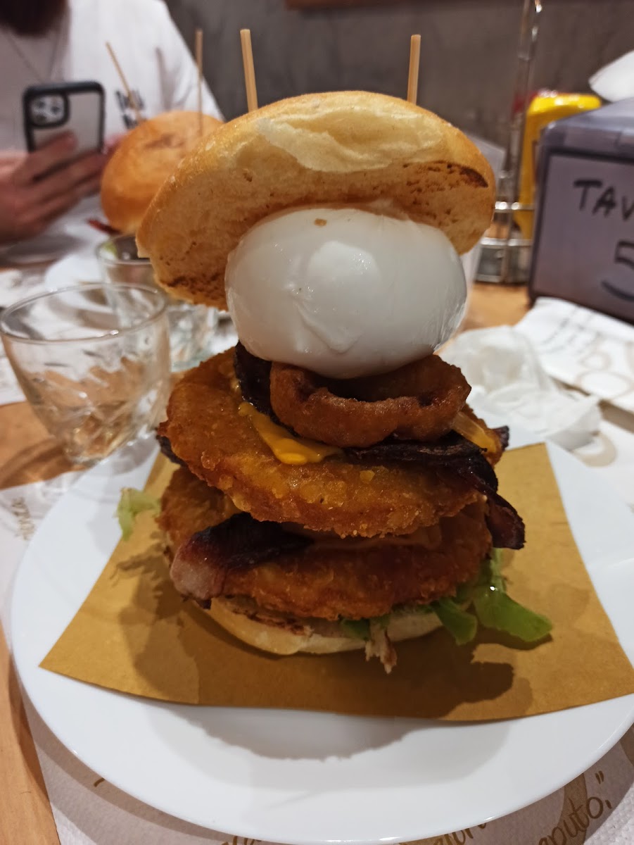 Hill's Burger & Chips By Antonio-5