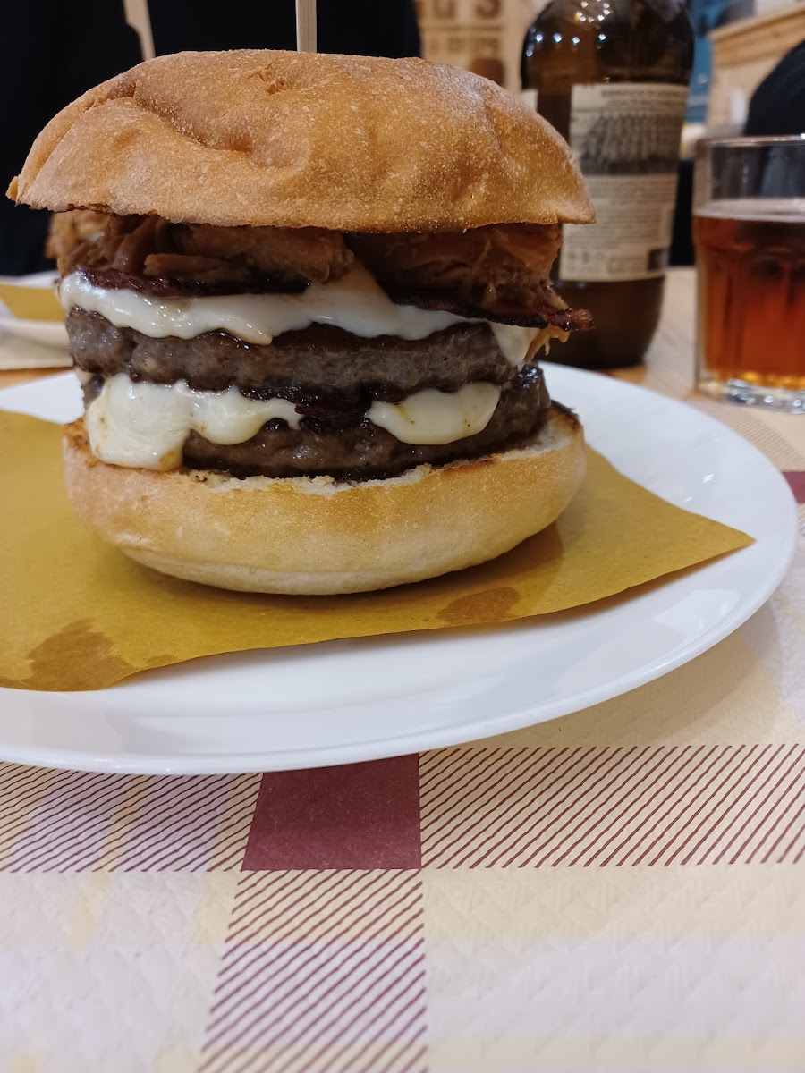Hill's Burger & Chips By Antonio-6