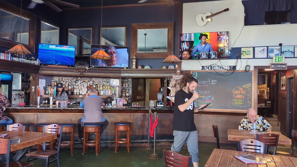Hilo Town Tavern-7
