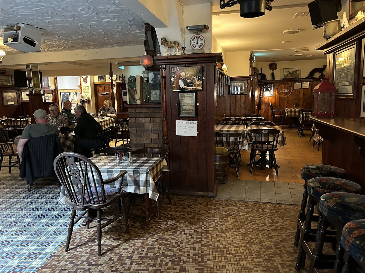 Hiney's Pub
