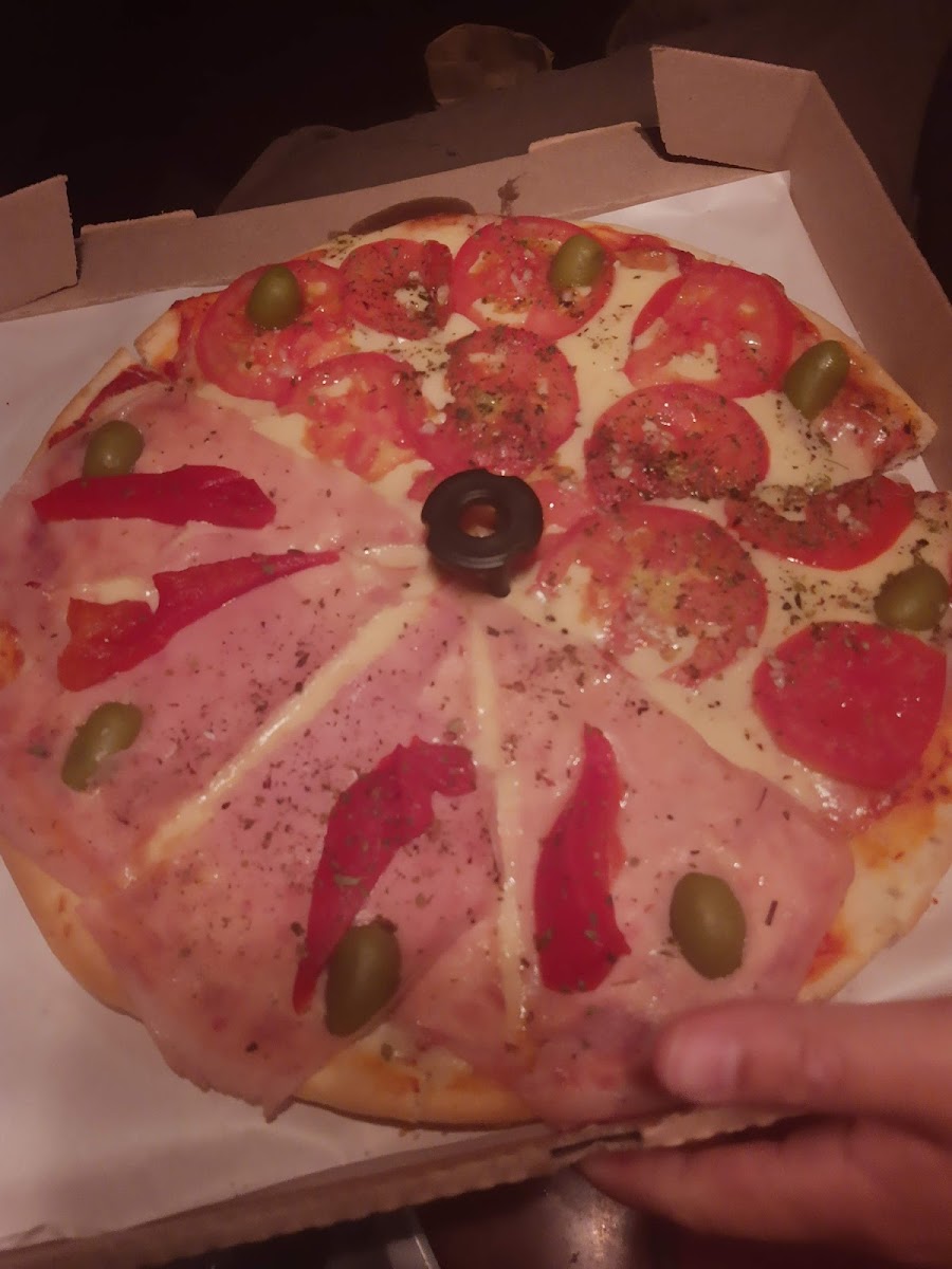 Hiper Turco Pizzería Y Rotisería-9