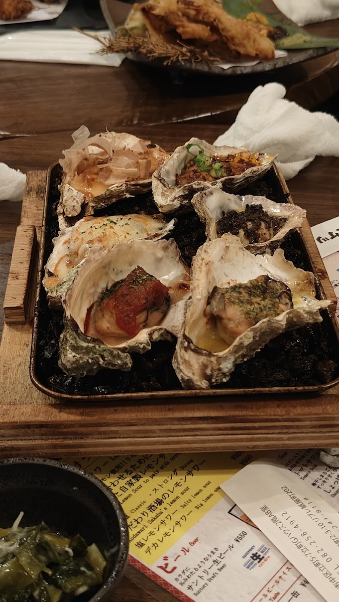 Hiroshima Kaki Dokoro Taishu Sakaba Baketsu Tatemachi-5
