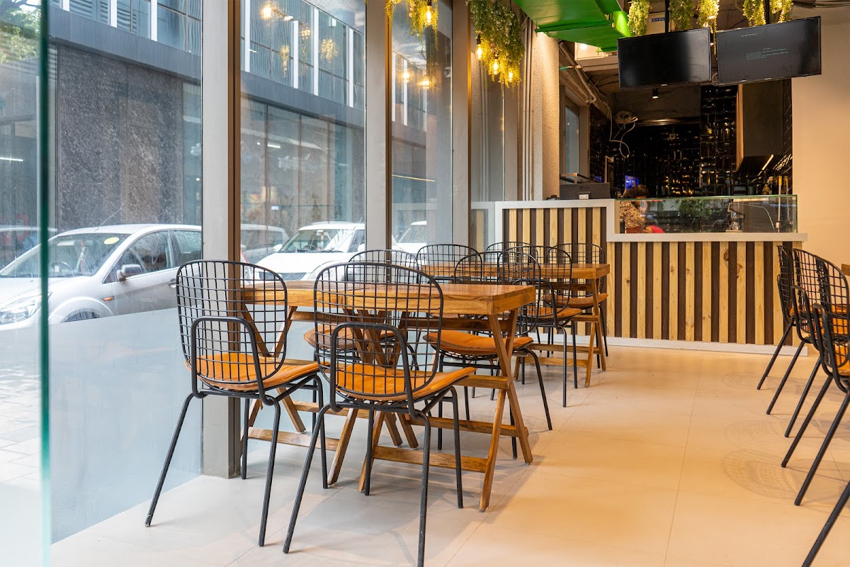 Hnh Salad Co.| Midc