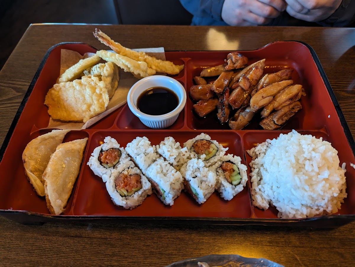 Ho Sushi Bistro-8