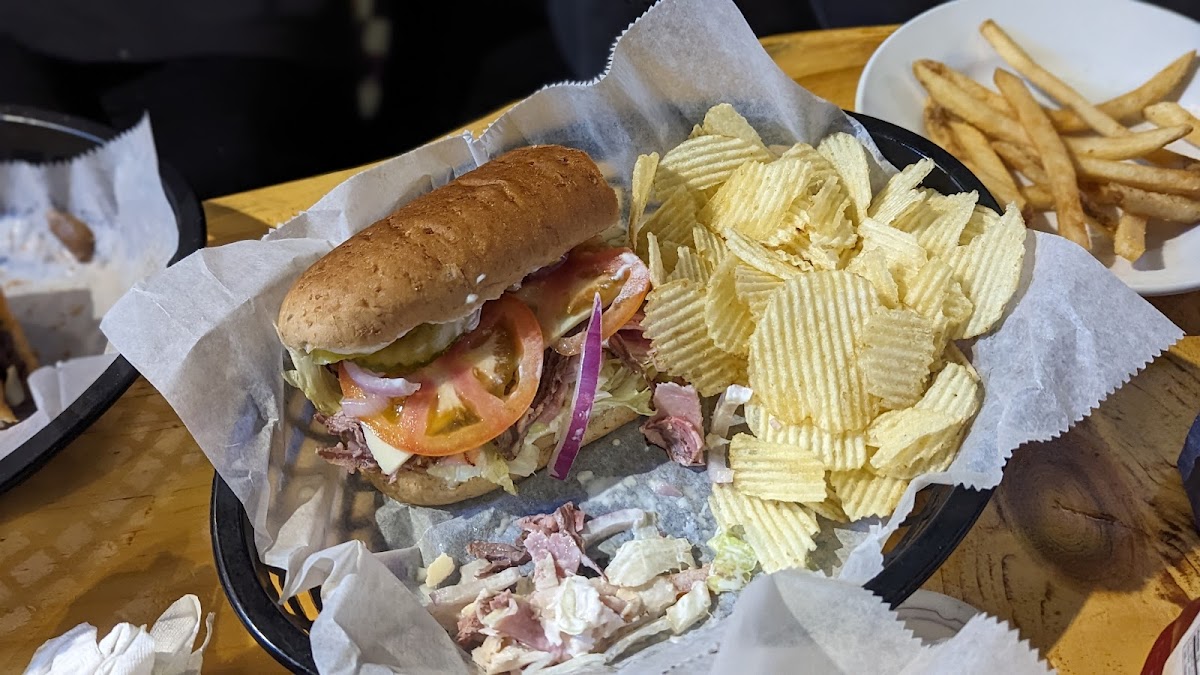 Hoagie's Pizza & Pasta Morrisville-3