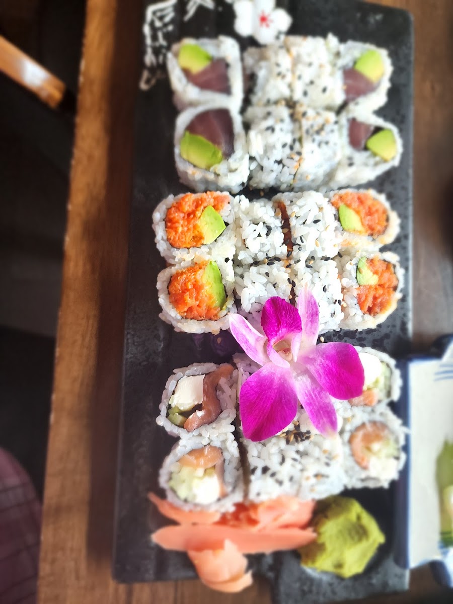 Hokkaido Sushi & Hibachi-3