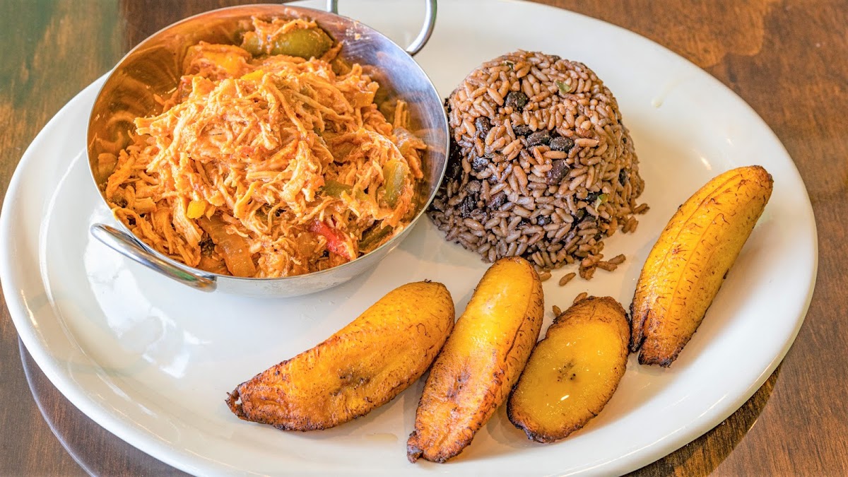 Hola Havana Cuban Restaurant-10