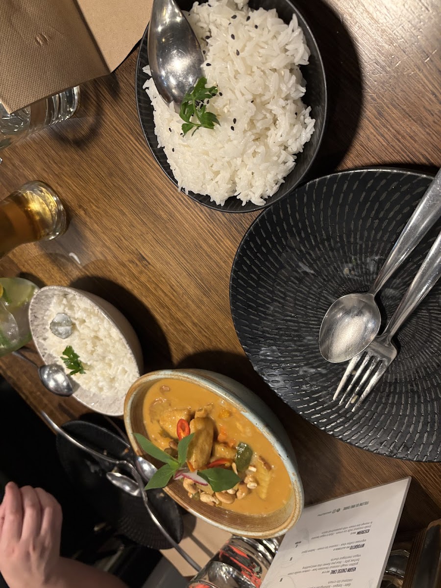 Menu Holy Basil Thai-8