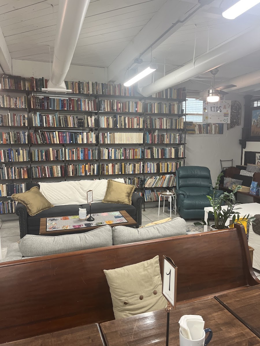 Holy Grounds Coffee And Book Shoppe-4