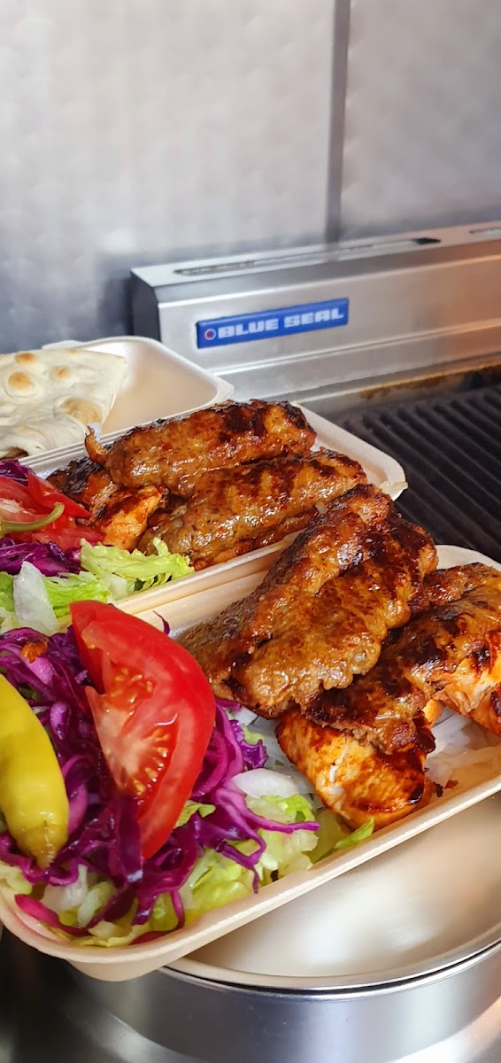 Holyhead Kebab & Pizza-6