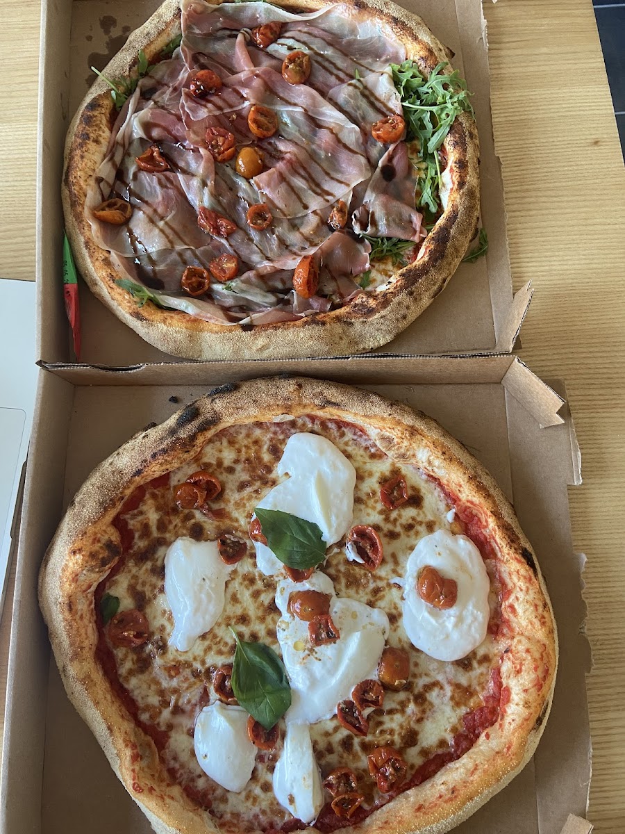 Horly's Pizza-4
