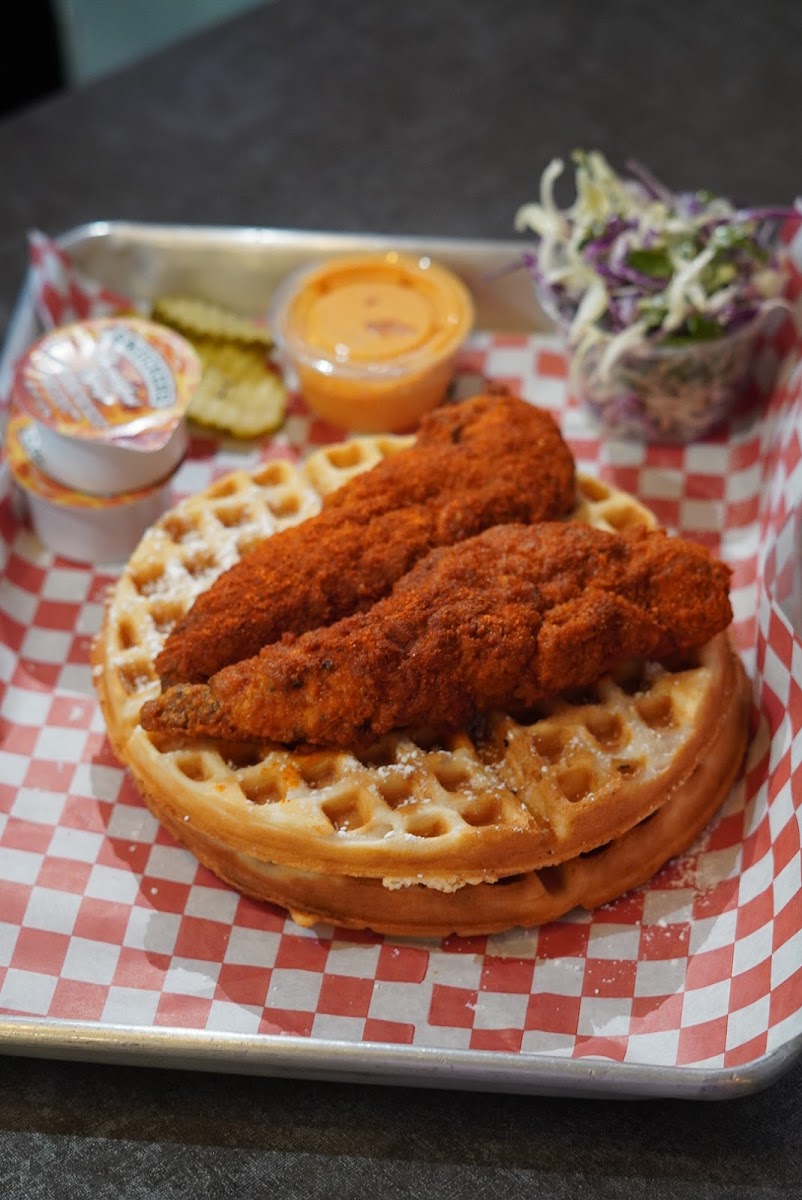 Hot Chickz Chicken Sandwiches-7