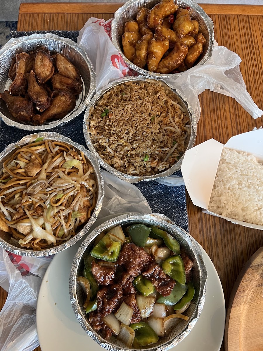 Hot Wok Chinese Food-10