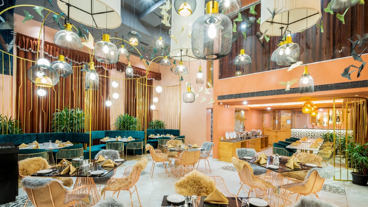 Hotel 84 East