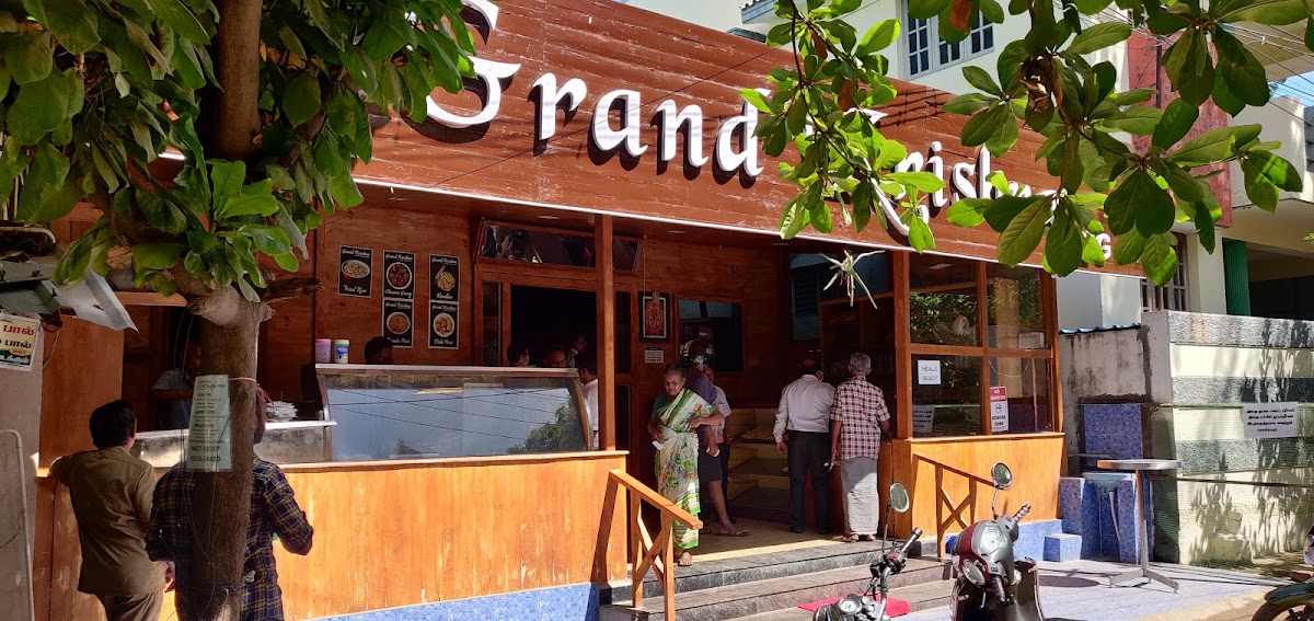 Hotel Grand Krishna Veg Restaurant