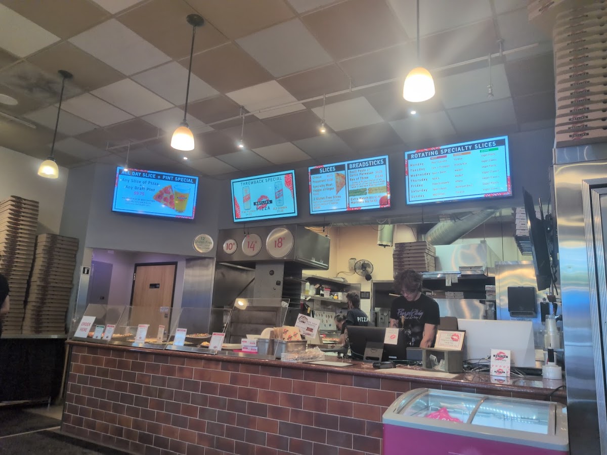 Hotlips Pizza - Hawthorne-3