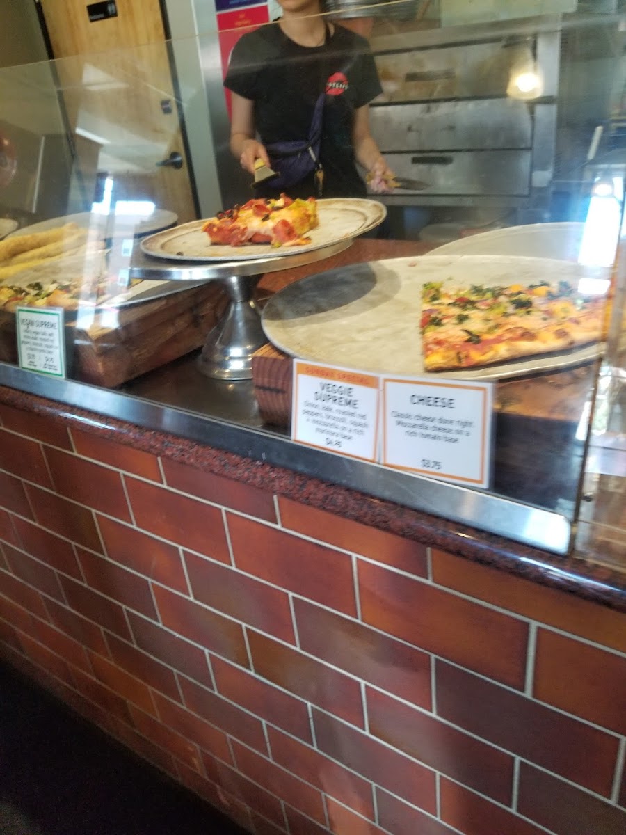 Hotlips Pizza - Hawthorne-5