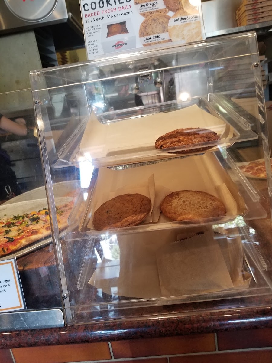 Hotlips Pizza - Hawthorne-8