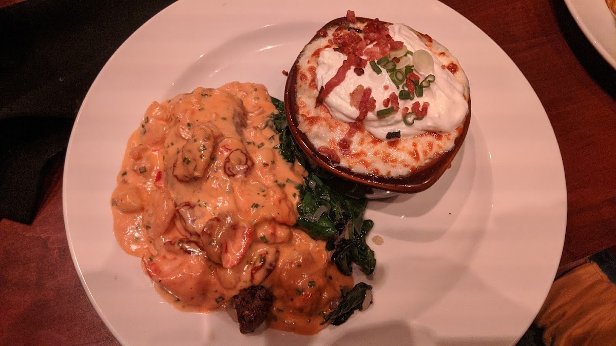 Houston Avenue Bar & Grill-6