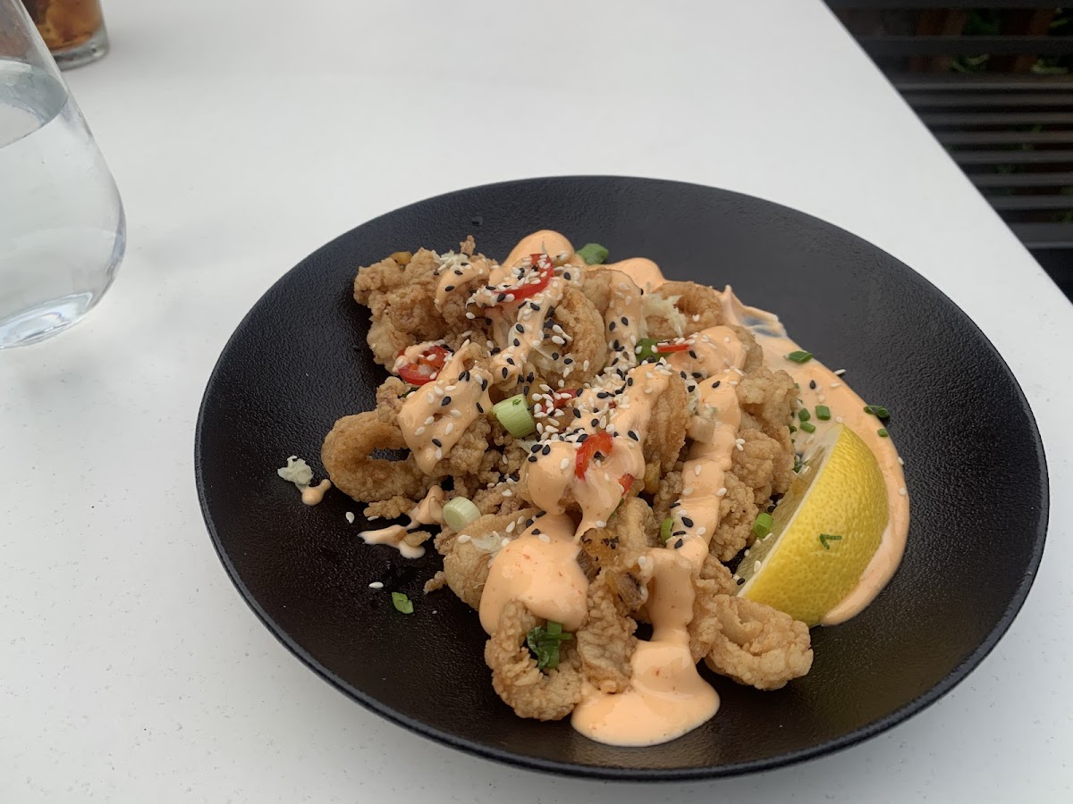 Houston Avenue Bar & Grill-9