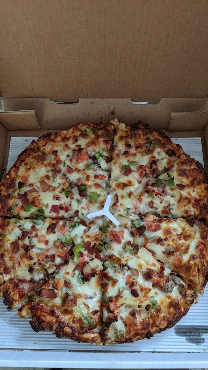 Howie's Pizza-5